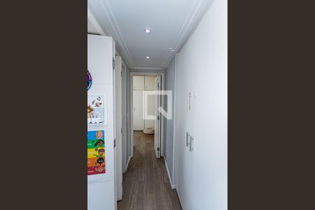 Apartamento à venda com 154m², 3 quartos e 3 vagas Apartamento à venda com 154m², 3 quartos e 3 vagasCorredor