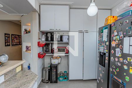 Apartamento à venda com 154m², 3 quartos e 3 vagas Apartamento à venda com 154m², 3 quartos e 3 vagasCozinha