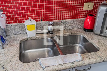 Apartamento à venda com 154m², 3 quartos e 3 vagas Apartamento à venda com 154m², 3 quartos e 3 vagasCozinha