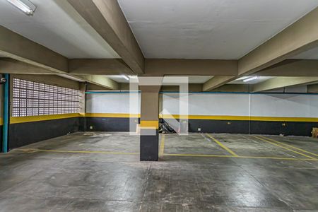 Apartamento à venda com 154m², 3 quartos e 3 vagas Apartamento à venda com 154m², 3 quartos e 3 vagasGaragem