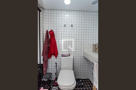 Apartamento à venda com 154m², 3 quartos e 3 vagas Apartamento à venda com 154m², 3 quartos e 3 vagasBanheiro suite