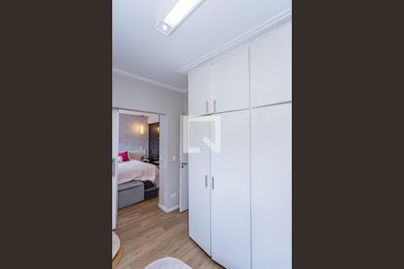 Apartamento à venda com 154m², 3 quartos e 3 vagas Apartamento à venda com 154m², 3 quartos e 3 vagasCloset suite