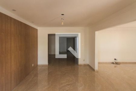 Casa à venda com 400m², 4 quartos e 4 vagasSala