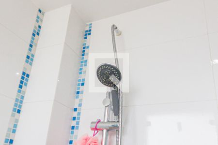 Casa de condomínio à venda com 364m², 4 quartos e 4 vagas Casa de condomínio à venda com 364m², 4 quartos e 4 vagasBanheiro Social