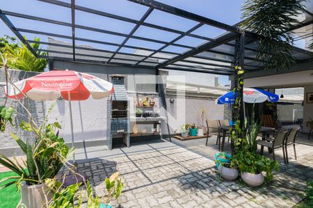 Casa de condomínio à venda com 364m², 4 quartos e 4 vagas Casa de condomínio à venda com 364m², 4 quartos e 4 vagasChurrasqueira