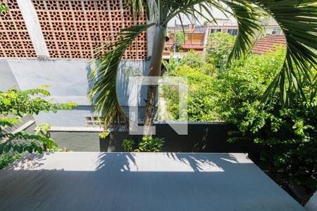 Casa de condomínio à venda com 364m², 4 quartos e 4 vagas Casa de condomínio à venda com 364m², 4 quartos e 4 vagasVista do Quarto 3