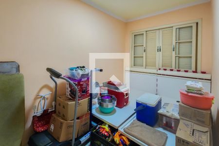 Casa à venda com 240m², 3 quartos e 4 vagasSuíte