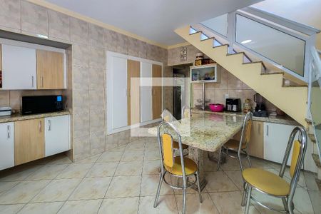 Casa à venda com 240m², 3 quartos e 4 vagasCozinha