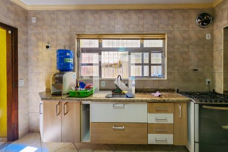 Casa à venda com 240m², 3 quartos e 4 vagasCozinha