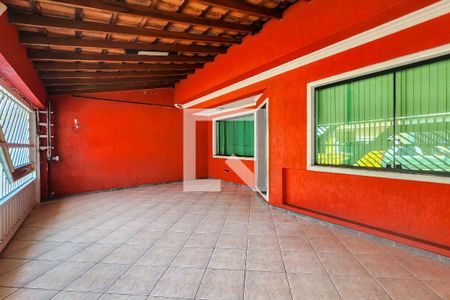 Casa à venda com 240m², 3 quartos e 4 vagasGaragem