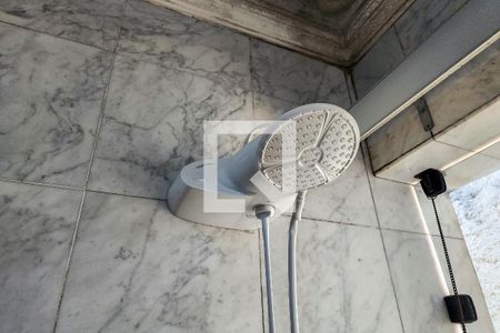 Casa à venda com 240m², 3 quartos e 4 vagasBanheiro Social