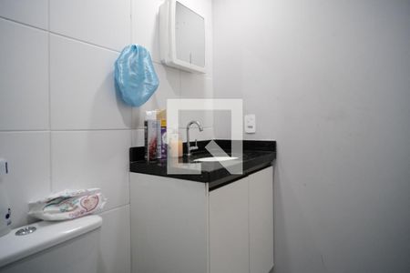 Apartamento à venda com 40m², 2 quartos e sem vaga Apartamento à venda com 40m², 2 quartos e sem vagaBanheiro