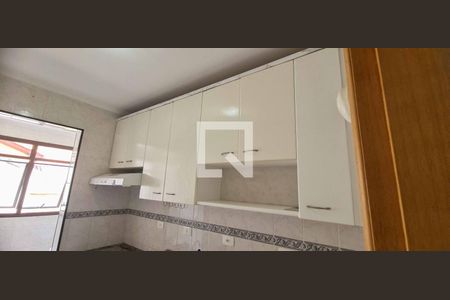 Apartamento para alugar com 70m², 2 quartos e 3 vagasCozinha