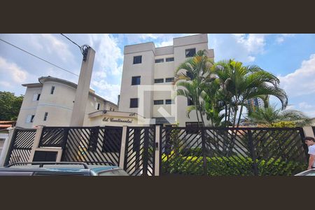 Apartamento para alugar com 70m², 2 quartos e 3 vagasFachada