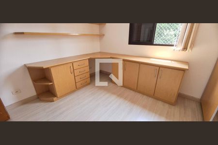 Apartamento para alugar com 70m², 2 quartos e 3 vagasQuarto