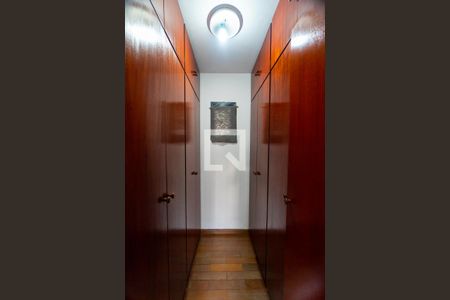 Apartamento à venda com 125m², 3 quartos e 2 vagasCloset da suíte