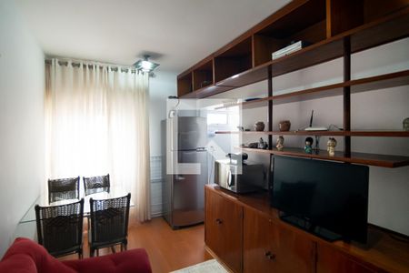 Apartamento à venda com 38m², 1 quarto e 1 vagaSala