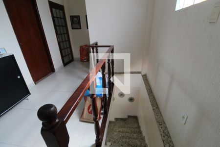 Casa à venda com 800m², 5 quartos e 3 vagasHall e escada