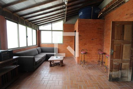 Casa à venda com 800m², 5 quartos e 3 vagasChurrasqueia no terceiro andar