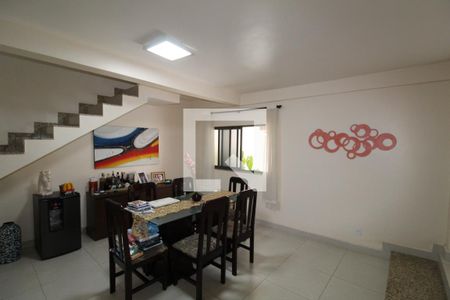 Sala de casa à venda com 5 quartos, 800m² em Anil, Rio de Janeiro