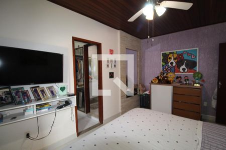 Casa à venda com 800m², 5 quartos e 3 vagasSuíte 3