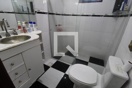 Casa à venda com 800m², 5 quartos e 3 vagasBanheiro da suíte 2