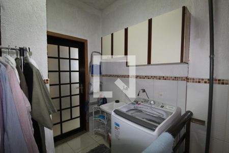 Casa à venda com 800m², 5 quartos e 3 vagasÁrea de serviço