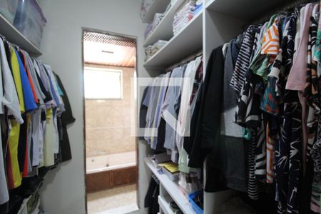 Casa à venda com 800m², 5 quartos e 3 vagasCloset da suíte 3