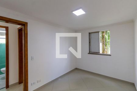 Quarto 1 de apartamento para alugar com 2 quartos, 56m² em Jardim Danfer, São Paulo