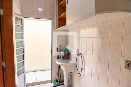 Casa à venda com 171m², 4 quartos e 4 vagasÁrea de serviço