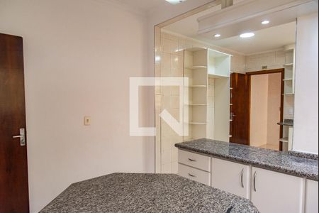 Casa à venda com 171m², 4 quartos e 4 vagasCopa
