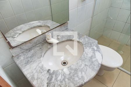 Casa à venda com 171m², 4 quartos e 4 vagasBanheiro da suíte 1