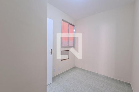 Quarto  de apartamento para alugar com 2 quartos, 49m² em Cascadura, Rio de Janeiro