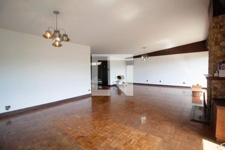 Sala de casa para alugar com 8 quartos, 430m² em Sumaré, São Paulo