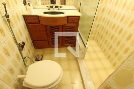 Banheiro de casa para alugar com 2 quartos, 94m² em Bento Ribeiro, Rio de Janeiro