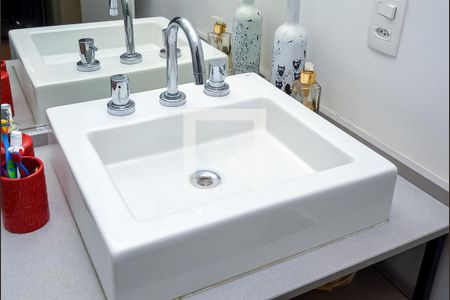 Apartamento à venda com 75m², 3 quartos e 1 vagaBanheiro Social