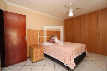 Casa para alugar com 200m², 3 quartos e 2 vagasSuíte