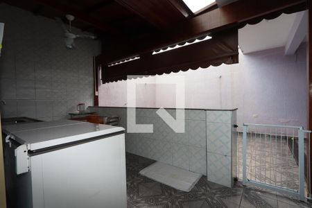 Casa para alugar com 200m², 3 quartos e 2 vagasSalão