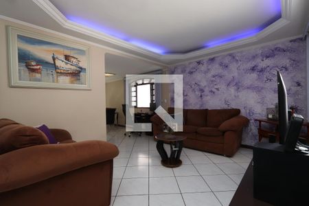 Sala de casa à venda com 3 quartos, 200m² em Parque Residencial Oratorio, São Paulo