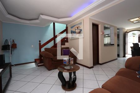 Sala de casa à venda com 3 quartos, 200m² em Parque Residencial Oratorio, São Paulo