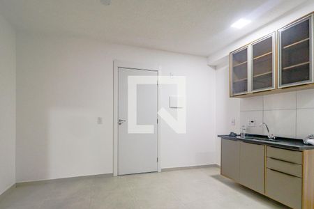 Sala/Cozinha de apartamento para alugar com 2 quartos, 36m² em Usina Piratininga, São Paulo