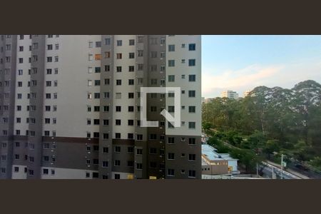 Vista do quarto  de apartamento para alugar com 2 quartos, 36m² em Usina Piratininga, São Paulo