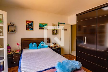 Casa de condomínio à venda com 300m², 5 quartos e 4 vagasQuarto 3