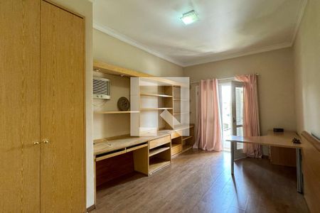 Casa de condomínio à venda com 600m², 4 quartos e 6 vagasSuíte 2