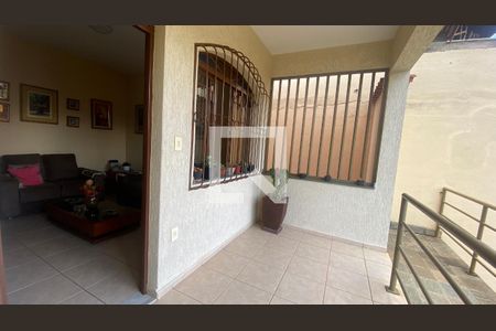 Varanda da Sala de casa à venda com 4 quartos, 220m² em Nova Granada, Belo Horizonte