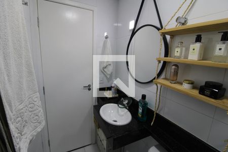 Casa de condomínio para alugar com 122m², 2 quartos e 2 vagasQuarto 2 - Banheiro