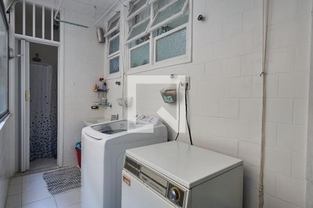 Apartamento à venda com 165m², 4 quartos e 1 vagaÁrea de Serviço