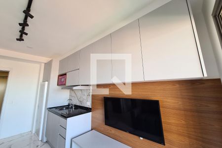 Sala e Cozinha de apartamento para alugar com 1 quarto, 28m² em Vila Independência, São Paulo