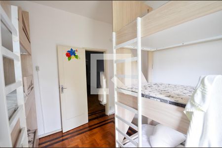 Casa à venda com 400m², 10 quartos e 8 vagas Casa à venda com 400m², 10 quartos e 8 vagasQuarto 1