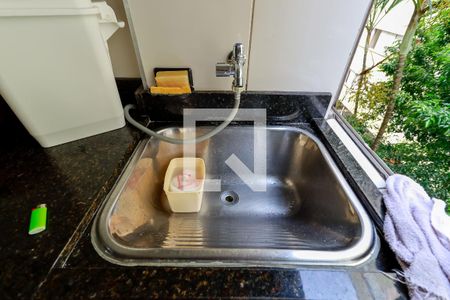 Apartamento à venda com 76m², 3 quartos e 1 vagaÁrea de Serviço